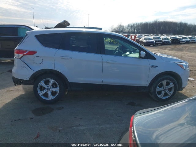 1FMCU9G94FUB89954 Ford ESCAPE SE