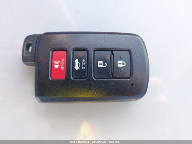 4T1BD1FKXHU217289 Toyota Camry Hybrid Le