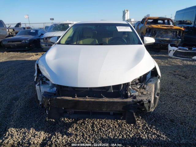 4T1BD1FKXHU217289 Toyota Camry Hybrid Le