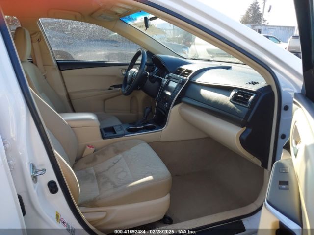 4T1BD1FKXHU217289 Toyota Camry Hybrid Le