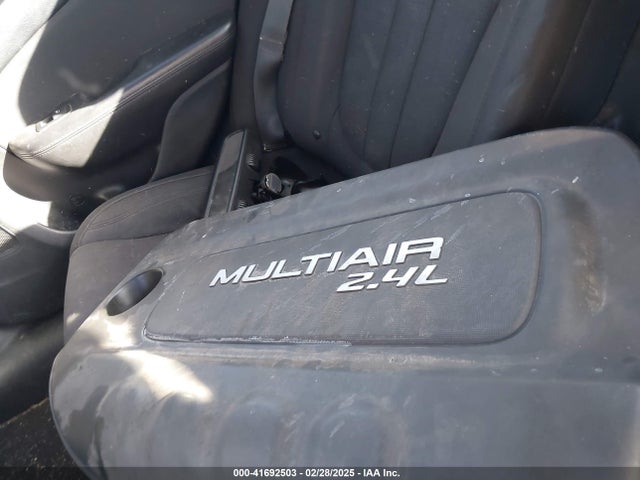 Chrysler 200 Limited 2015 1C3CCCAB6FN652711 Image 12