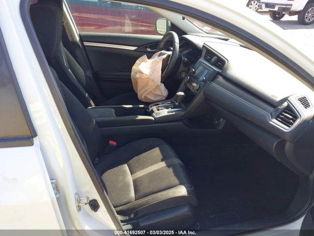 2HGFC2F6XLH598821 Honda Civic Lx