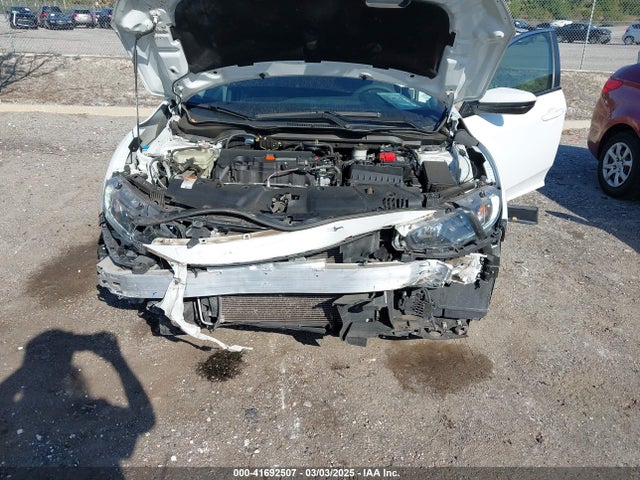 2HGFC2F6XLH598821 Honda Civic Lx
