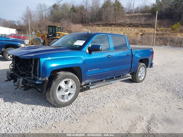 3GCUKREC9JG310602 Chevrolet Silverado 1500 2lt