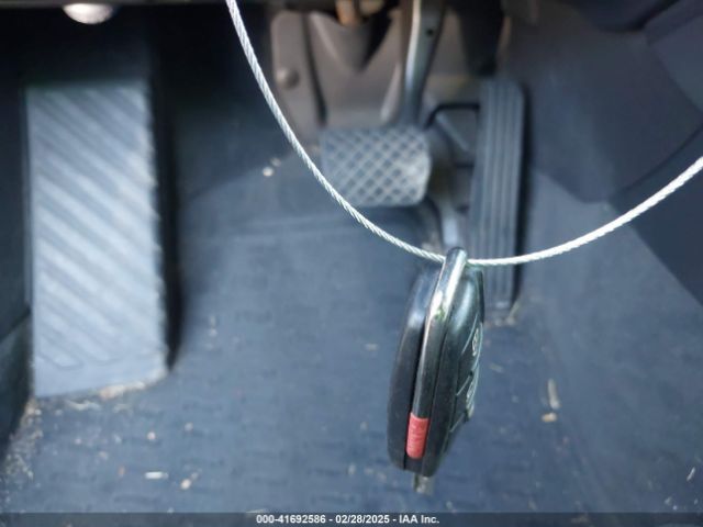 WA1JCCFS4JR016411 Audi Q3 2.0t Premium