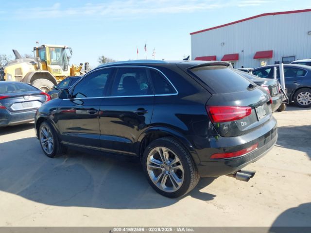 WA1JCCFS4JR016411 Audi Q3 2.0t Premium
