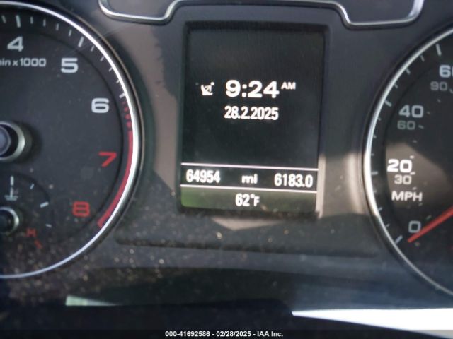 WA1JCCFS4JR016411 Audi Q3 2.0t Premium