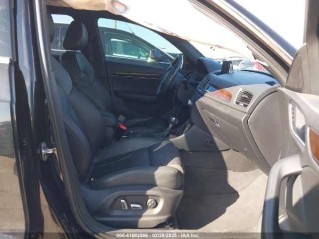 WA1JCCFS4JR016411 Audi Q3 2.0t Premium