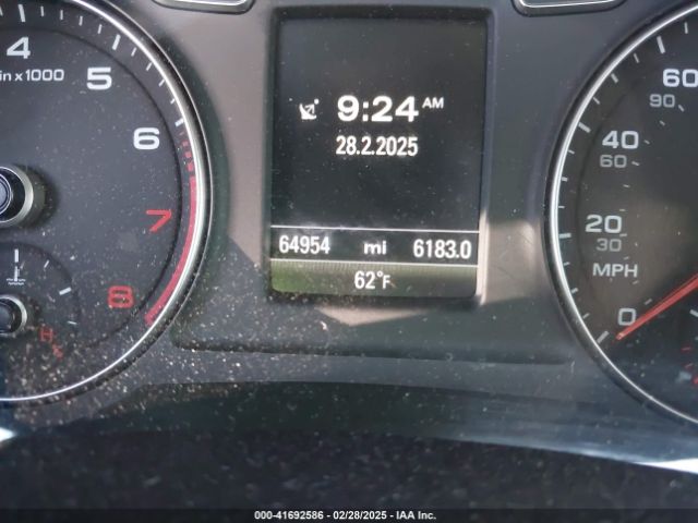 WA1JCCFS4JR016411 Audi Q3 2.0t Premium