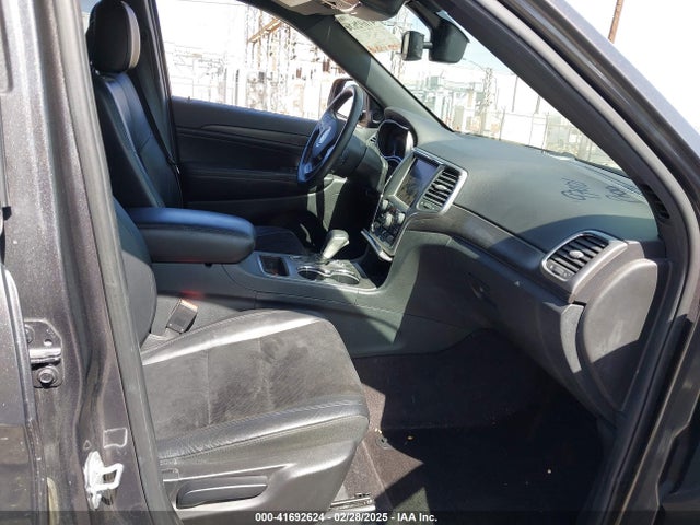1C4RJEAGXJC437758 Jeep Grand Cherokee Altitude 4x2