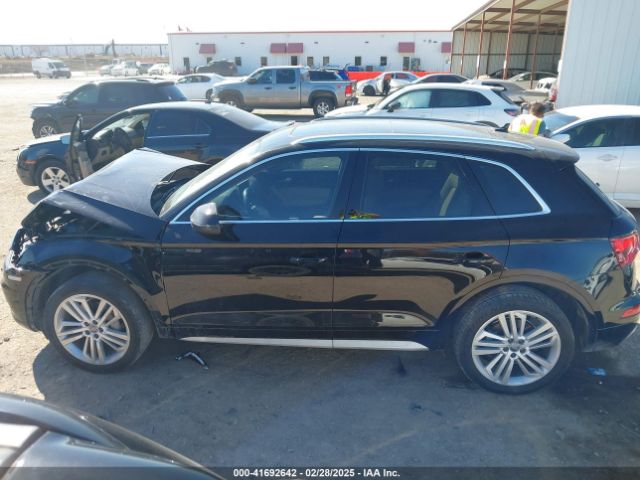 WA1BNAFY6J2008147 Audi Q5 2.0t Premium/2.0t Tech Premium