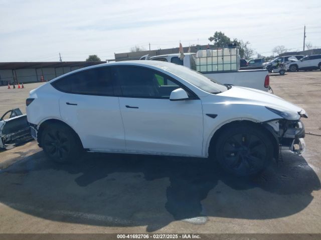 7SAYGDEE8RF161370 Tesla Model Y Long Range Dual Motor All-wheel Drive