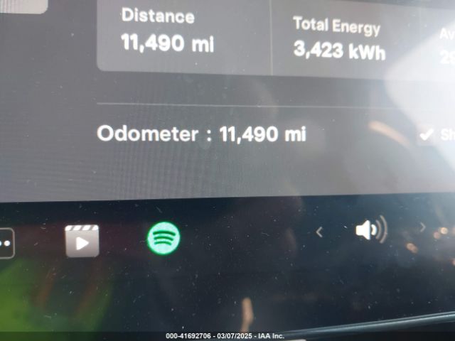 7SAYGDEE8RF161370 Tesla Model Y Long Range Dual Motor All-wheel Drive