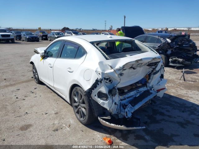 3MZBN1V30JM176691 Mazda Mazda3 Touring