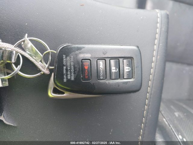 2T2ZZMCA1KC131631 Lexus RX 350