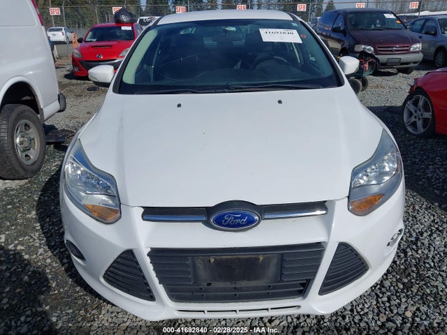 Ford FOCUS SE 2014 1FADP3F21EL443308 Image 13