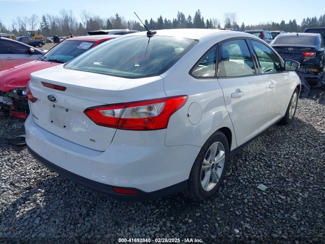 Ford FOCUS SE 2014 1FADP3F21EL443308 Image 4