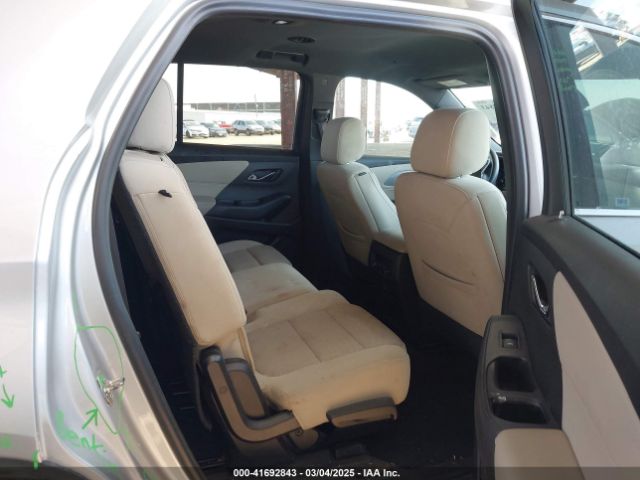 1GNEVFKW5NJ122499 Chevrolet Traverse Awd Ls