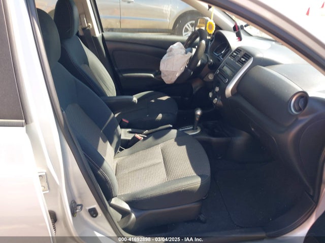 3N1CN7AP1EL846198 Nissan Versa 1.6 Sv