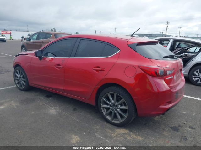 3MZBN1L33JM187560 Mazda Mazda3 Touring
