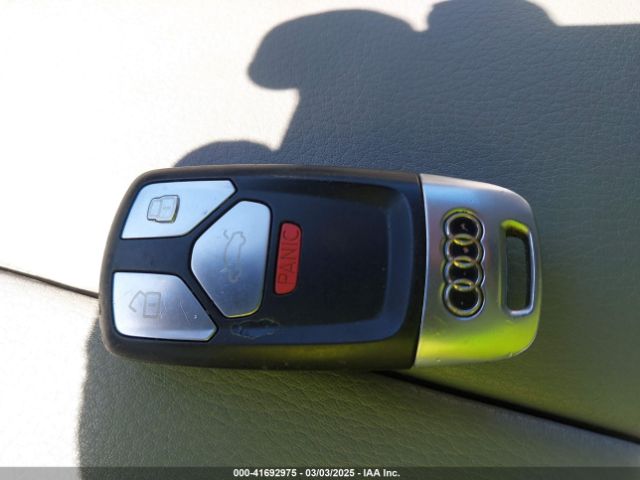 WA1LAAF79HD043044 Audi Q7 3.0t Premium