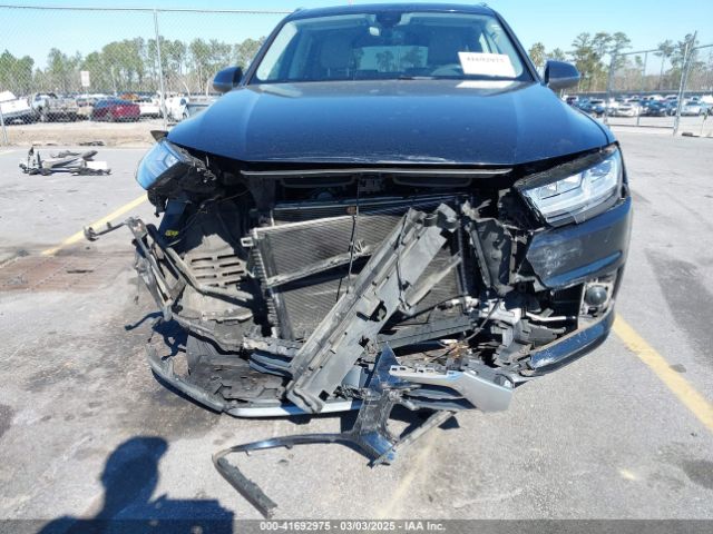 WA1LAAF79HD043044 Audi Q7 3.0t Premium