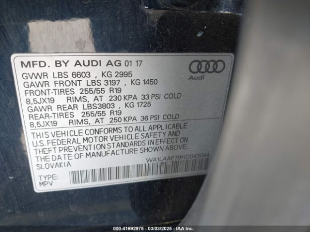 WA1LAAF79HD043044 Audi Q7 3.0t Premium