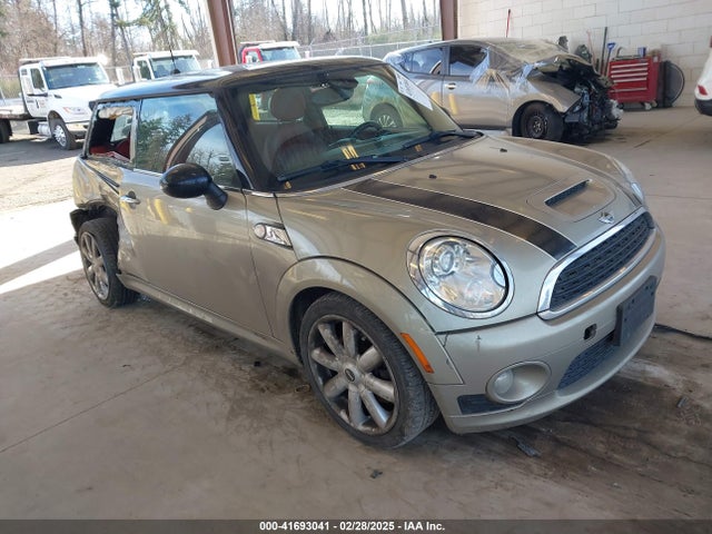2009 MINI COOPER S WMWMF73579TW83775 Photo 0