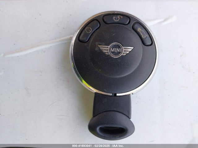 2009 MINI COOPER S WMWMF73579TW83775 Photo 10