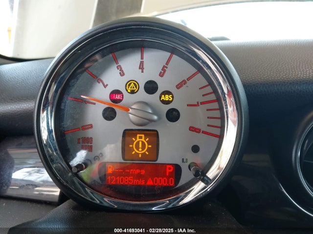 2009 MINI COOPER S WMWMF73579TW83775 Photo 6