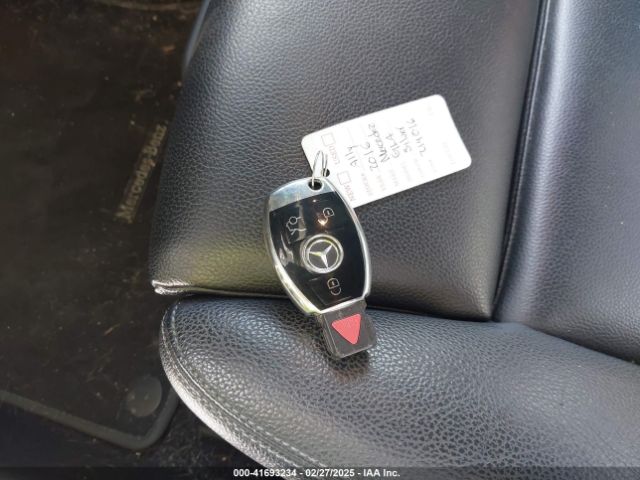 WDCTG4EB8GJ214016 Mercedes-Benz GLA 250