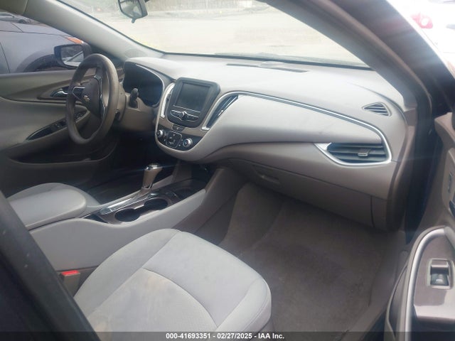 1G1ZB5ST4HF178856 Chevrolet MALIBU LS