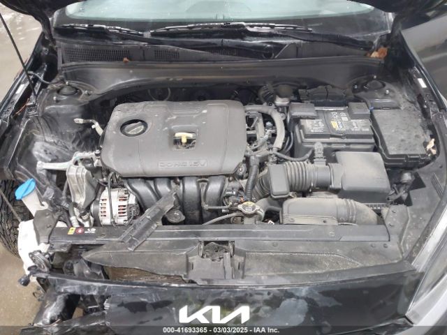 3KPF24AD6PE528446 KIA Forte Lxs