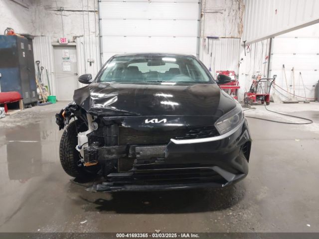 3KPF24AD6PE528446 KIA Forte Lxs
