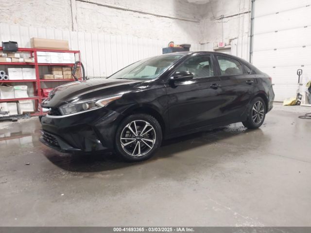 3KPF24AD6PE528446 KIA Forte Lxs
