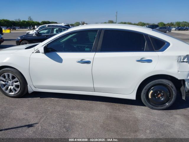 1N4AL3AP5JC140219 Nissan Altima 2.5 S