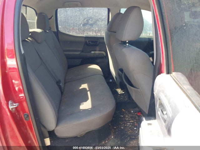 5TFCZ5AN1JX154722 Toyota Tacoma Sr5 V6