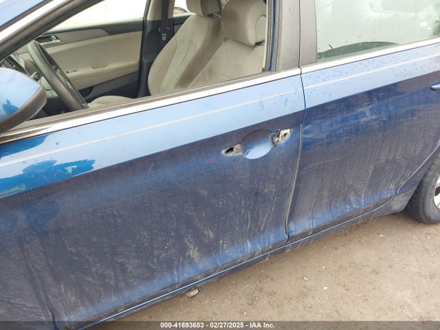 Hyundai SONATA SE 2016 5NPE24AF1GH304719 Image 17