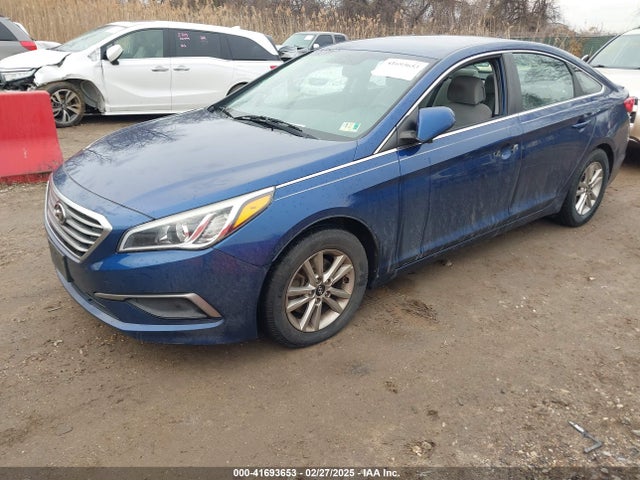 Hyundai SONATA SE 2016 5NPE24AF1GH304719 Image 2