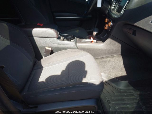 2C3CDXJG7GH229078 Dodge Charger Sxt