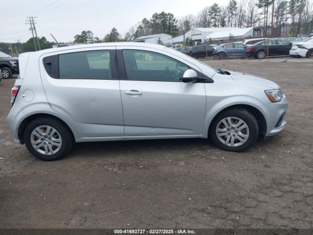 1G1JG6SB7K4137975 Chevrolet Sonic Lt Auto