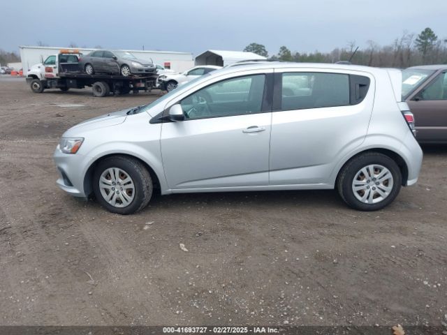 1G1JG6SB7K4137975 Chevrolet Sonic Lt Auto