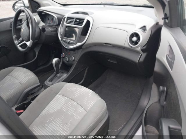 1G1JG6SB7K4137975 Chevrolet Sonic Lt Auto