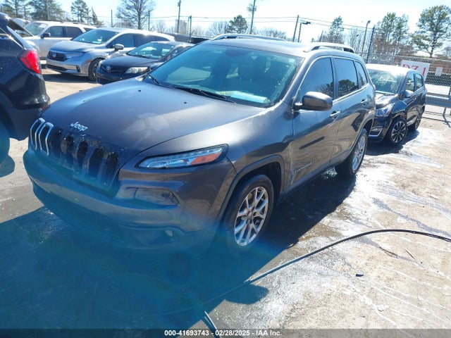 1C4PJLCB7HW662967 Jeep Cherokee Latitude Fwd