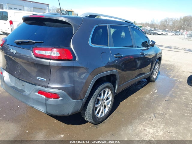 1C4PJLCB7HW662967 Jeep Cherokee Latitude Fwd