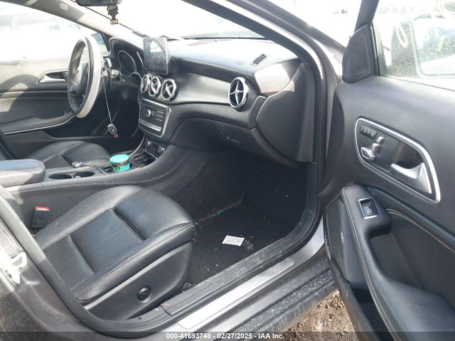 WDCTG4GB4JJ451591 Mercedes-Benz Gla 250 4matic