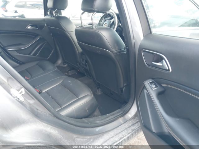 WDCTG4GB4JJ451591 Mercedes-Benz Gla 250 4matic