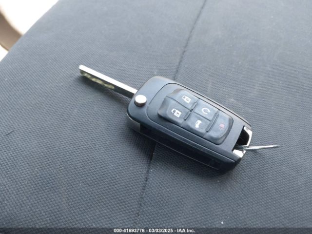 3GNCJKSB9JL150575 Chevrolet TRAX LS