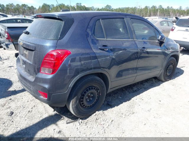 3GNCJKSB9JL150575 Chevrolet TRAX LS