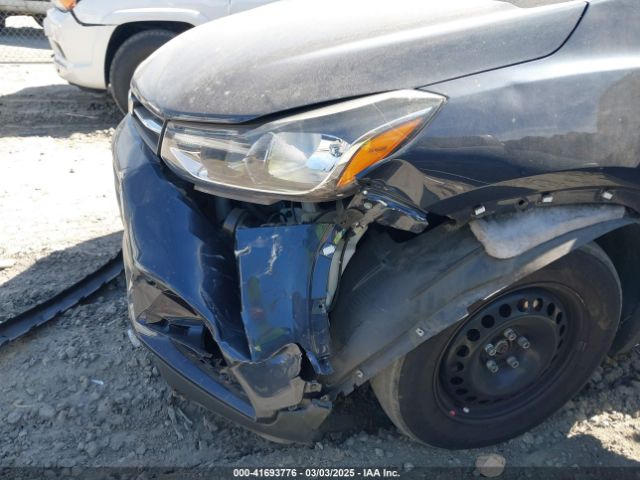 3GNCJKSB9JL150575 Chevrolet TRAX LS